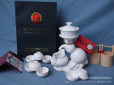 工廠直供高檔商務禮品半自動陶瓷茶具外貿瓷器茶具批發有證書美人 - 工廠直供高檔商務禮品半自動陶瓷茶具外貿瓷器茶具批發有證書美人廠家 - 工廠直供高檔商務禮品半自動陶瓷茶具外貿瓷器茶具批發有證書美人價格 - 福建省德化縣森森日用陶瓷茶具批發行 - 
