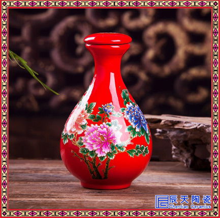 源頭直供 陶瓷酒瓶精致禮品酒瓶粉彩釉鏤空浮雕酒瓶